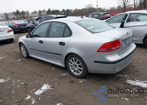 2005 Saab 9-3 Arc z USA, uszkodzony, nr VIN YS3FD49Y051049708